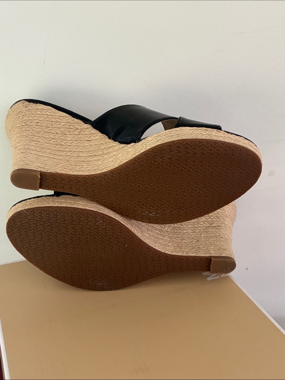 MICHAEL Michael Kors Black Patent Espadrille Wedge Slides - Picture 12 of 12